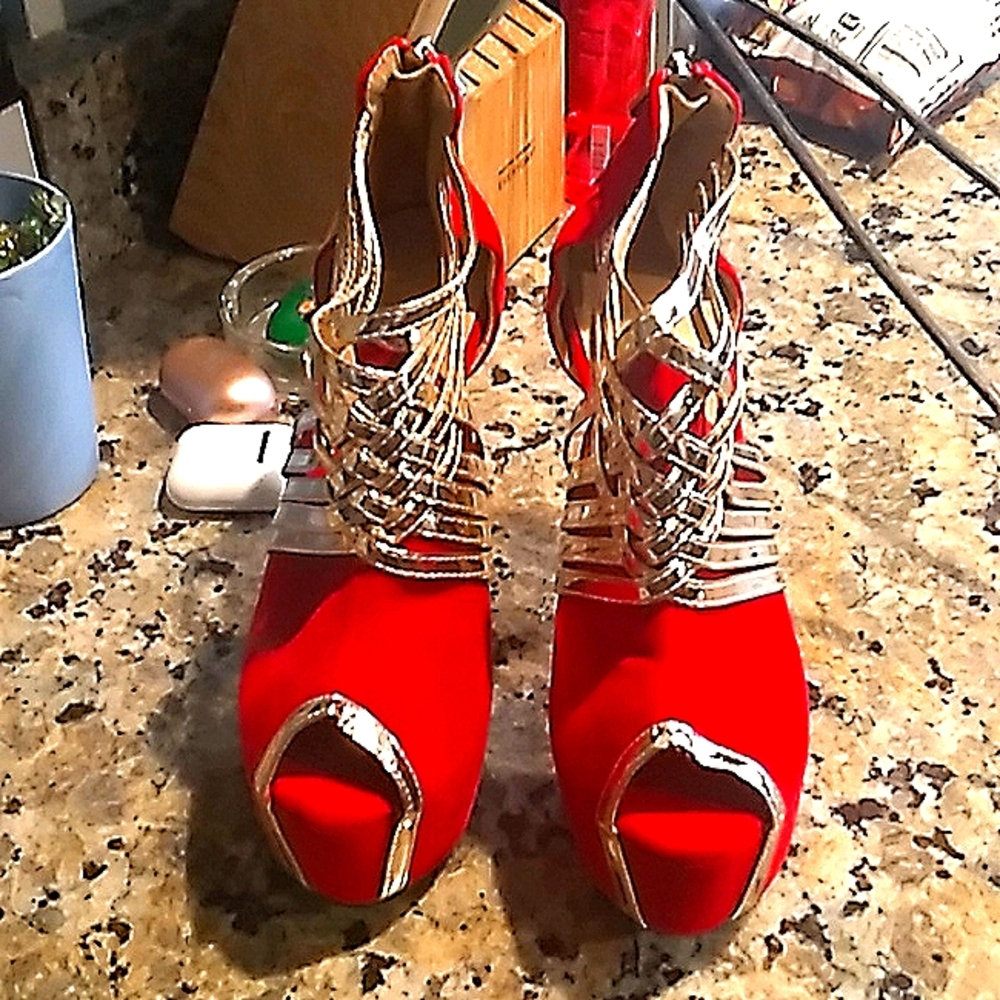 New W/O Tags Fereshte Women's Red Velvet Strappy Peep-Toe Stiletto Heels